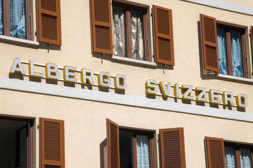 Albergo Ristorante Svizzero Capolago Exterior foto